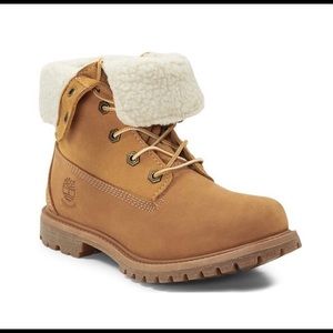 Timberland Fleece Roll-Down Boot size 8